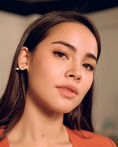 yaya urassaya age.